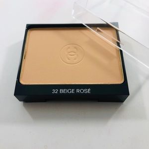 CHANEL Makeup - Chanel Ultra Tenue Compact Powder Foundation CHANEL Makeup - Chanel Ultra Tenue Compact Powder Foundation